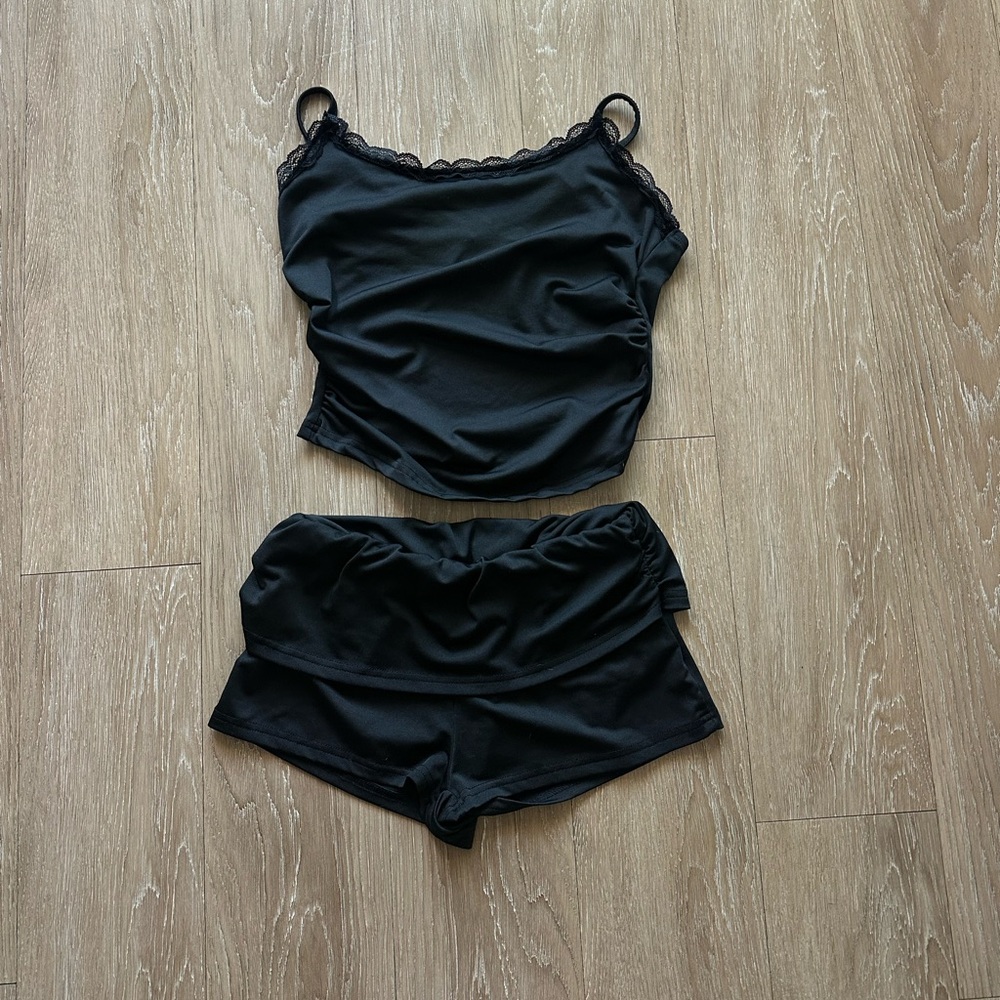 Medium cami and short set!